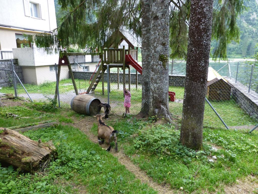 Berghotel Obersee Нефельс Экстерьер фото