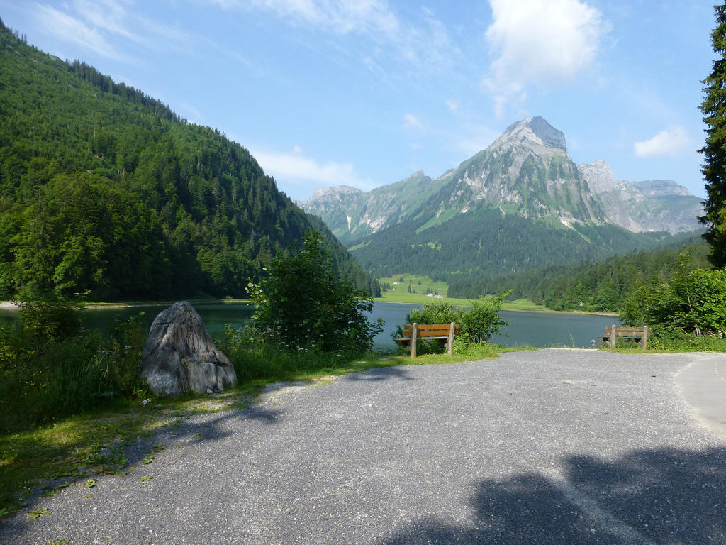Berghotel Obersee Нефельс Экстерьер фото